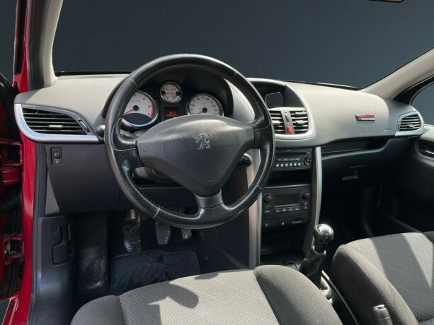 peugeot-207-diesel-2007-big-9