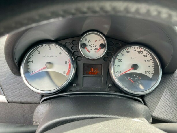 peugeot-207-diesel-2007-big-22