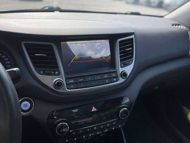 hyundai-tucson-diesel-2017-big-17