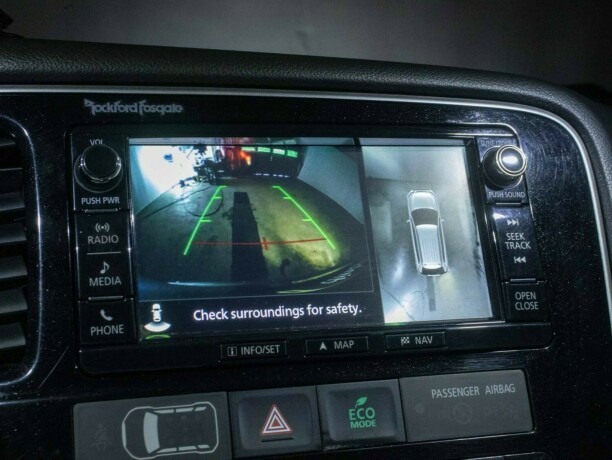 mitsubishi-outlander-elektrisitetbensin-2016-big-45
