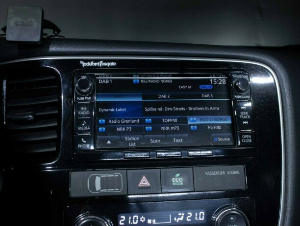 mitsubishi-outlander-elektrisitetbensin-2016-big-22