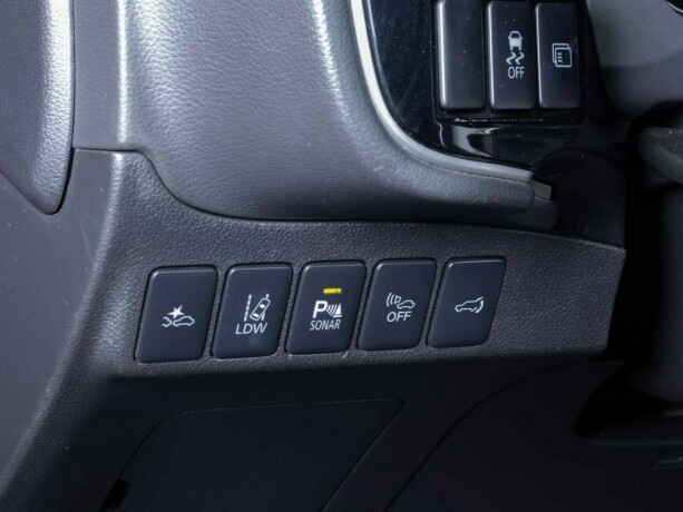 mitsubishi-outlander-elektrisitetbensin-2016-big-34