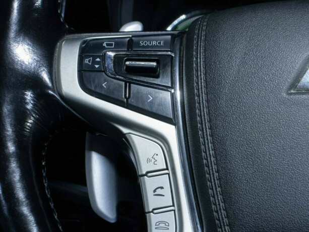 mitsubishi-outlander-elektrisitetbensin-2016-big-27