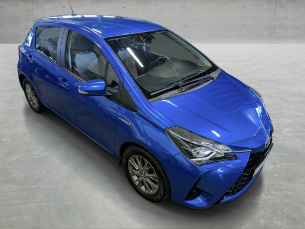 toyota-yaris-elektrisitetbensin-2017-big-4