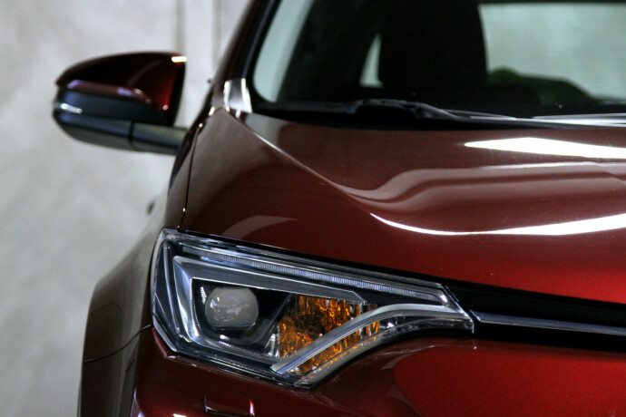 toyota-rav4-elektrisitetbensin-2016-big-18