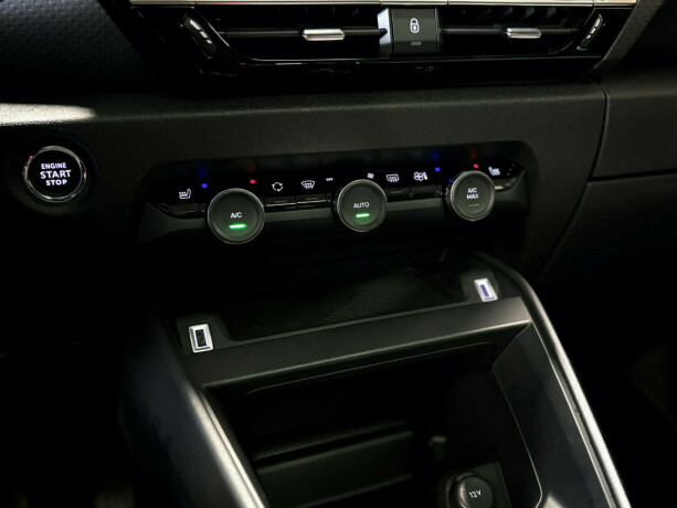 citroen-e-c4-elektrisitet-2022-big-8