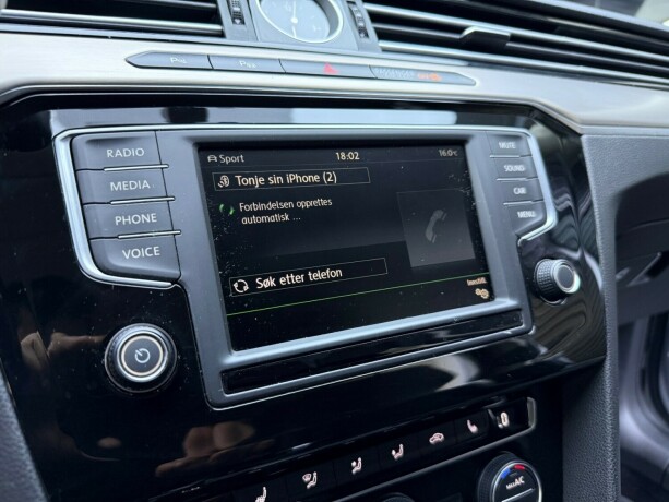 volkswagen-passat-diesel-2016-big-23