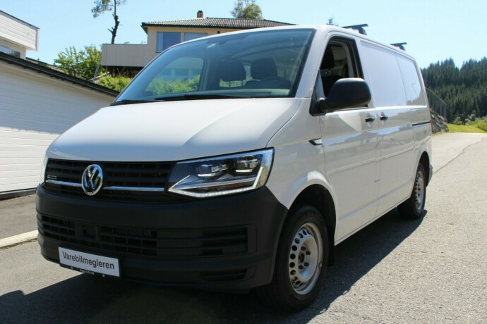 volkswagen-transporter-diesel-2019-big-1