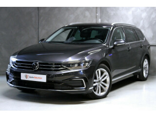 Volkswagen | Passat | Elektrisitet+bensin | 2021