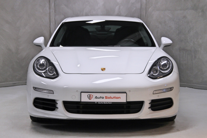 porsche-panamera-elektrisitetbensin-2014-big-30