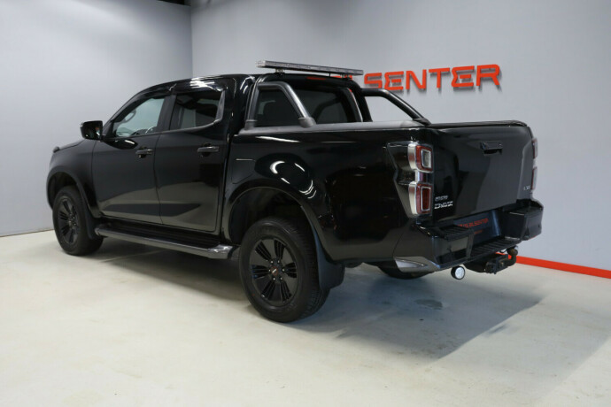 isuzu-d-max-diesel-2021-big-3