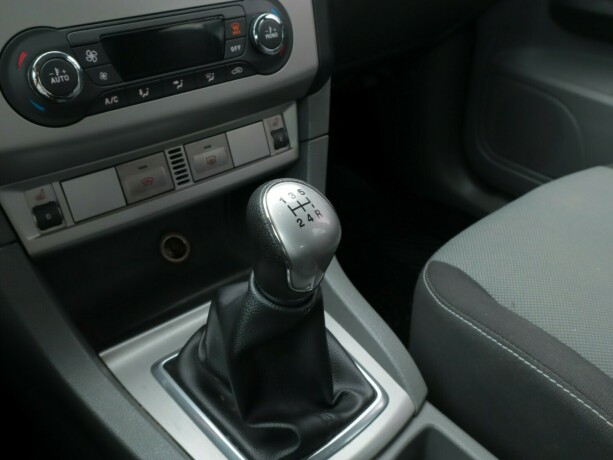 ford-focus-diesel-2011-big-9