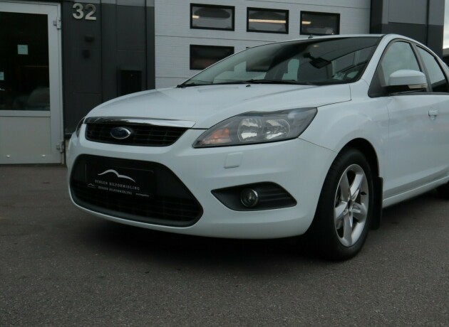 ford-focus-diesel-2011-big-2