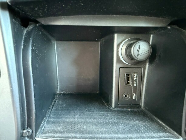 hyundai-i40-diesel-2012-big-19