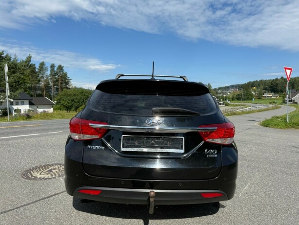 hyundai-i40-diesel-2012-big-3