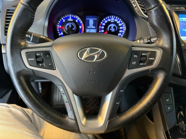 hyundai-i40-diesel-2012-big-9