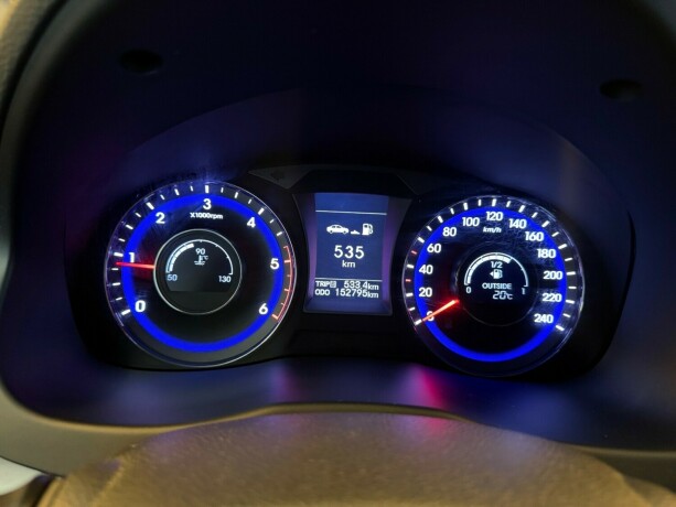 hyundai-i40-diesel-2012-big-10
