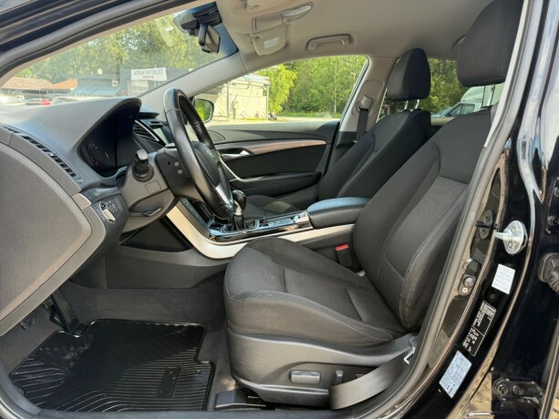 hyundai-i40-diesel-2012-big-28