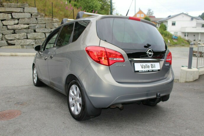opel-meriva-bensin-2013-big-2