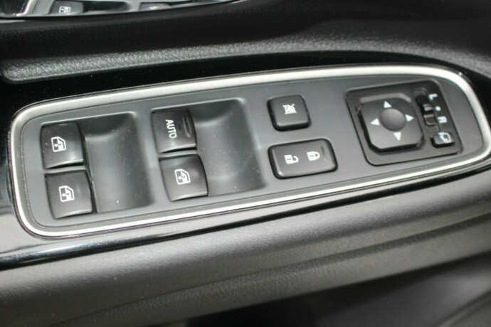 mitsubishi-outlander-elektrisitetbensin-2017-big-11