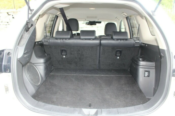 mitsubishi-outlander-elektrisitetbensin-2017-big-5