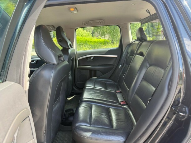 volvo-v70-diesel-2009-big-22