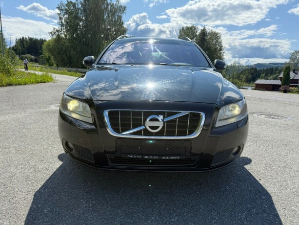 volvo-v70-diesel-2009-big-8