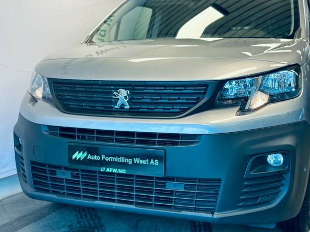 peugeot-partner-diesel-2019-big-3