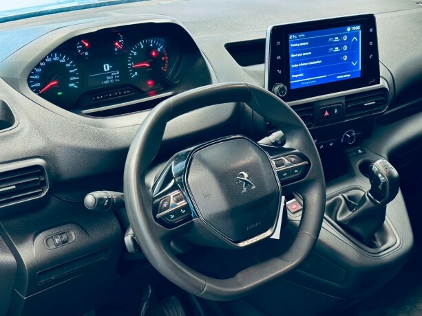 peugeot-partner-diesel-2019-big-10