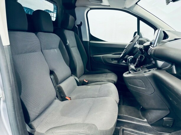 peugeot-partner-diesel-2019-big-15