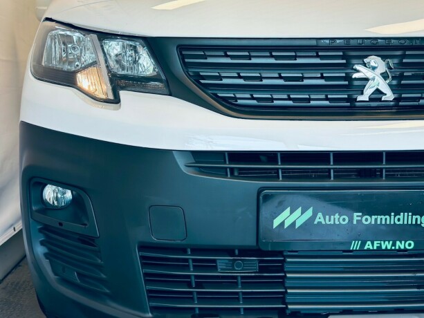 peugeot-partner-diesel-2021-big-26