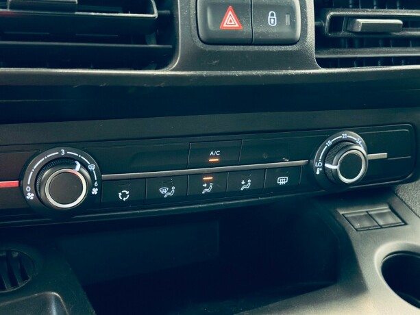 peugeot-partner-diesel-2021-big-19