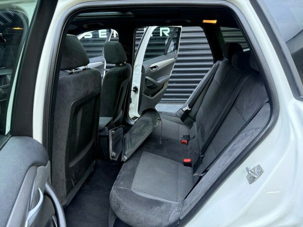 bmw-x1-diesel-2012-big-32
