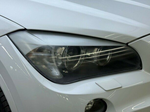 bmw-x1-diesel-2012-big-4