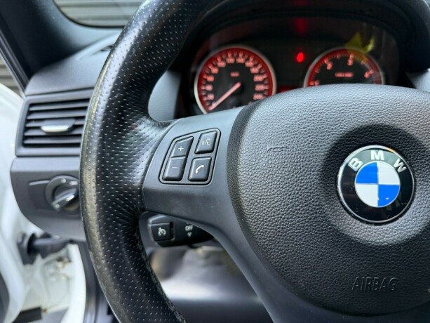 bmw-x1-diesel-2012-big-14