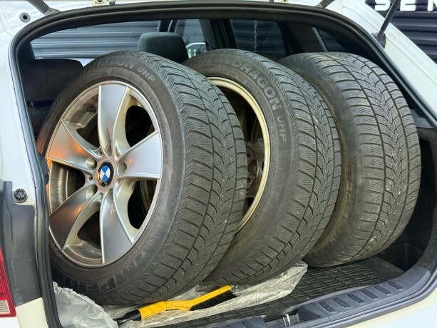 bmw-x1-diesel-2012-big-34
