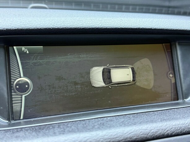 bmw-x1-diesel-2012-big-19