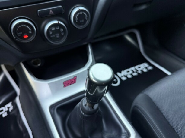 subaru-impreza-bensin-2007-big-23