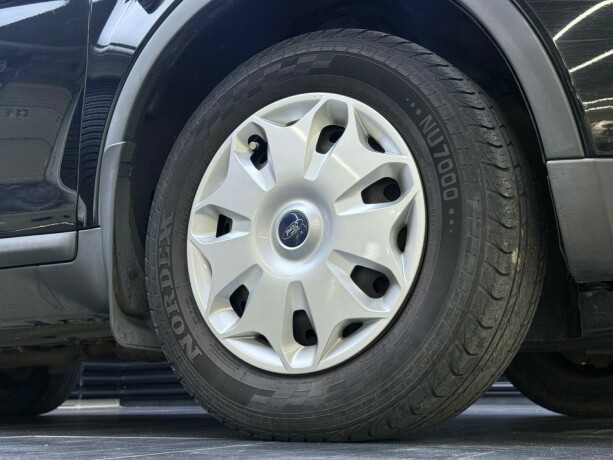 ford-kuga-diesel-2010-big-7