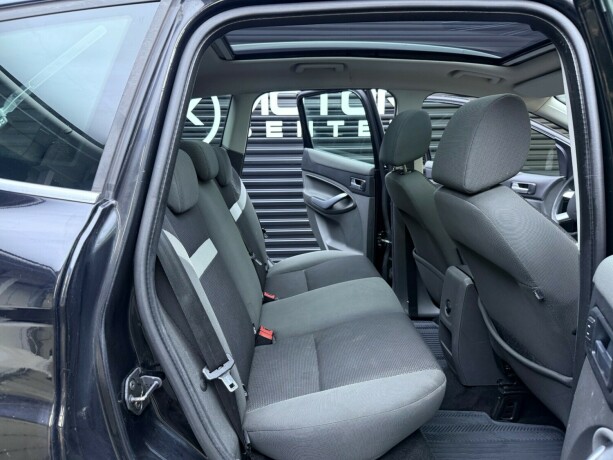 ford-kuga-diesel-2010-big-20