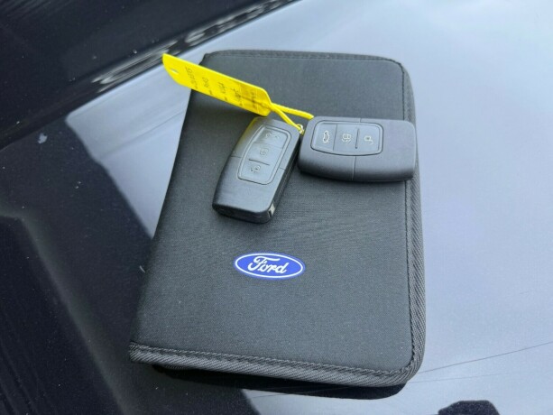 ford-kuga-diesel-2010-big-22