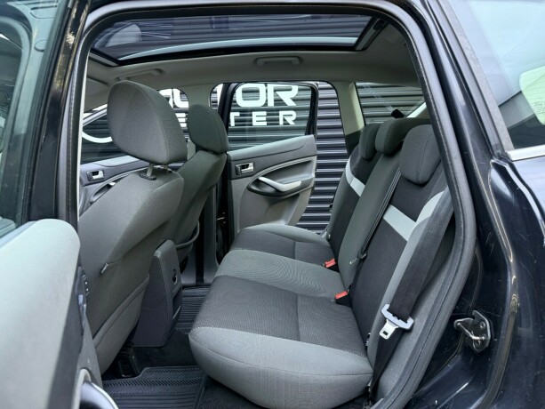 ford-kuga-diesel-2010-big-19