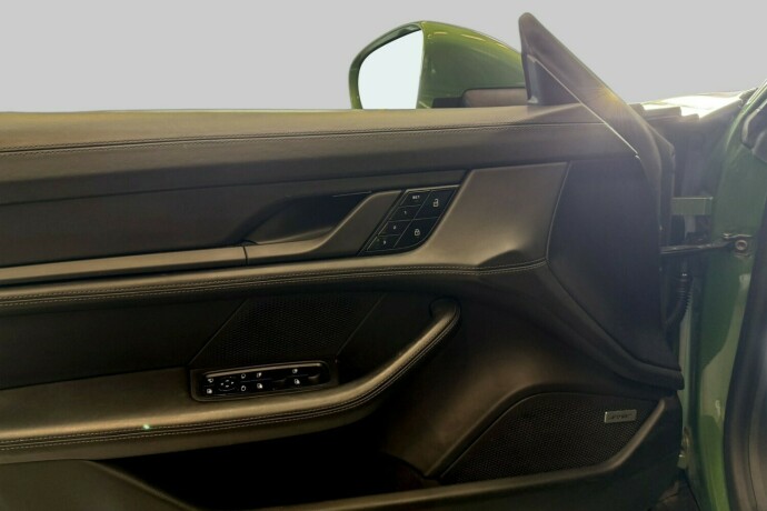 porsche-taycan-elektrisitet-2020-big-7