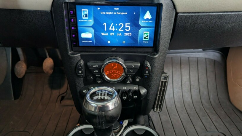 mini-cooper-diesel-2011-big-30