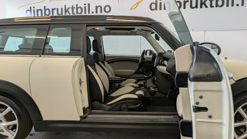 mini-cooper-diesel-2011-big-24