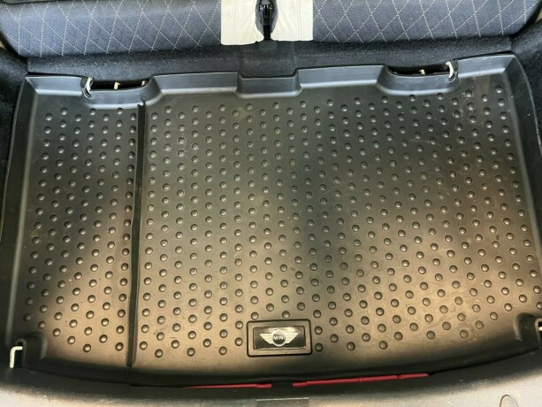 mini-cooper-diesel-2011-big-12