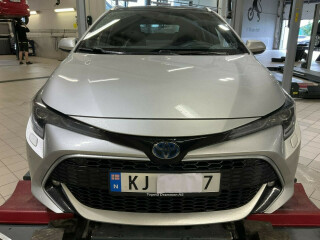 Toyota | Corolla | Elektrisitet+bensin | 2019