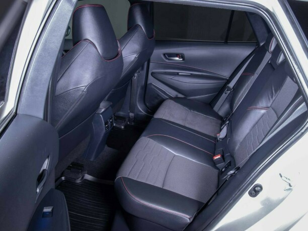 toyota-corolla-elektrisitetbensin-2019-big-39