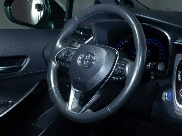 toyota-corolla-elektrisitetbensin-2019-big-26