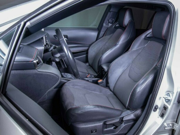 toyota-corolla-elektrisitetbensin-2019-big-41